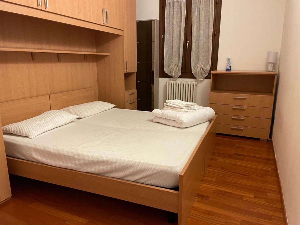 Casa Fiera Apartment Verona Bagian luar foto